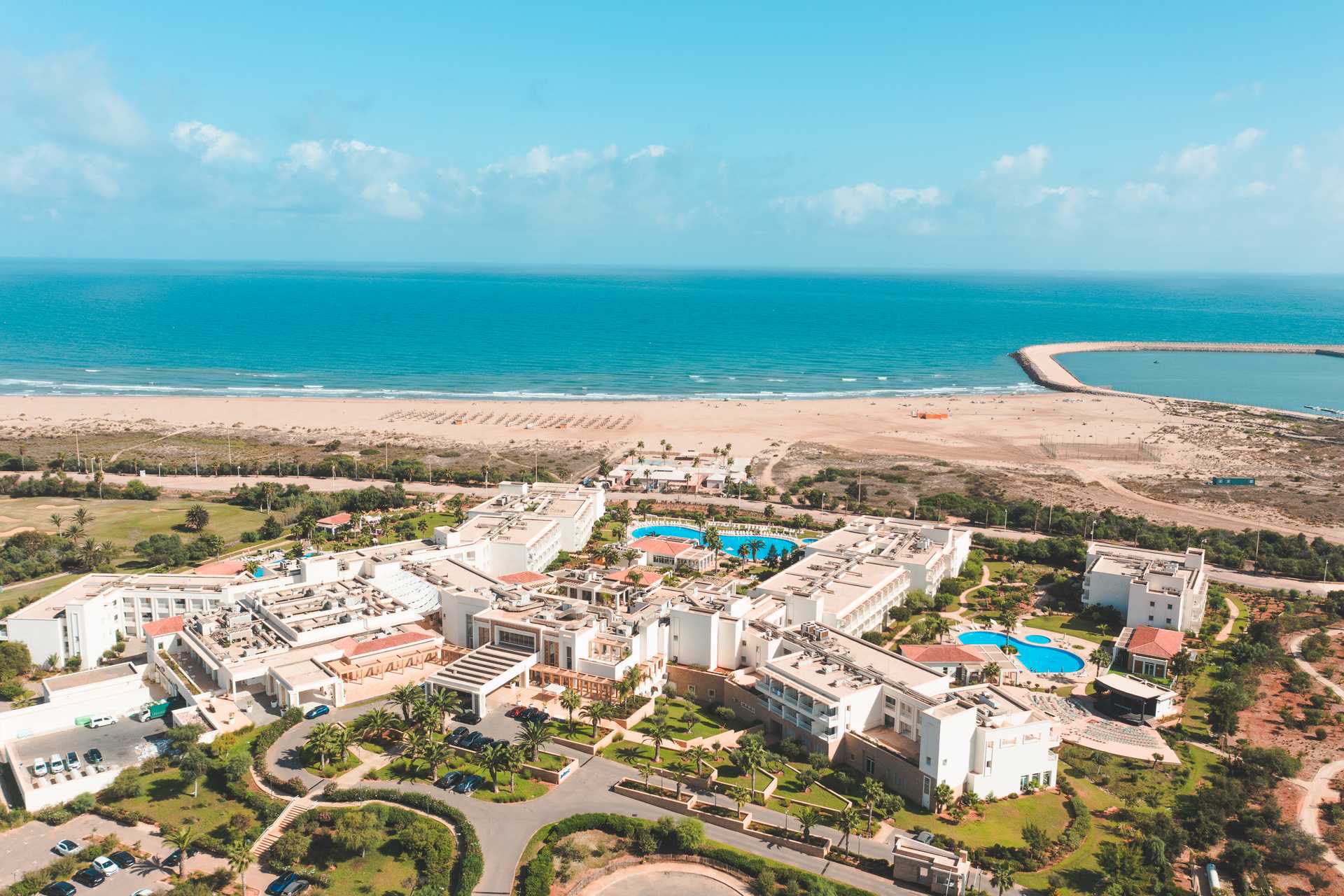 Radisson Blu Resort Saidia Beach 5* - luxusný hotelový rezort priamo pri pieskovej pláži