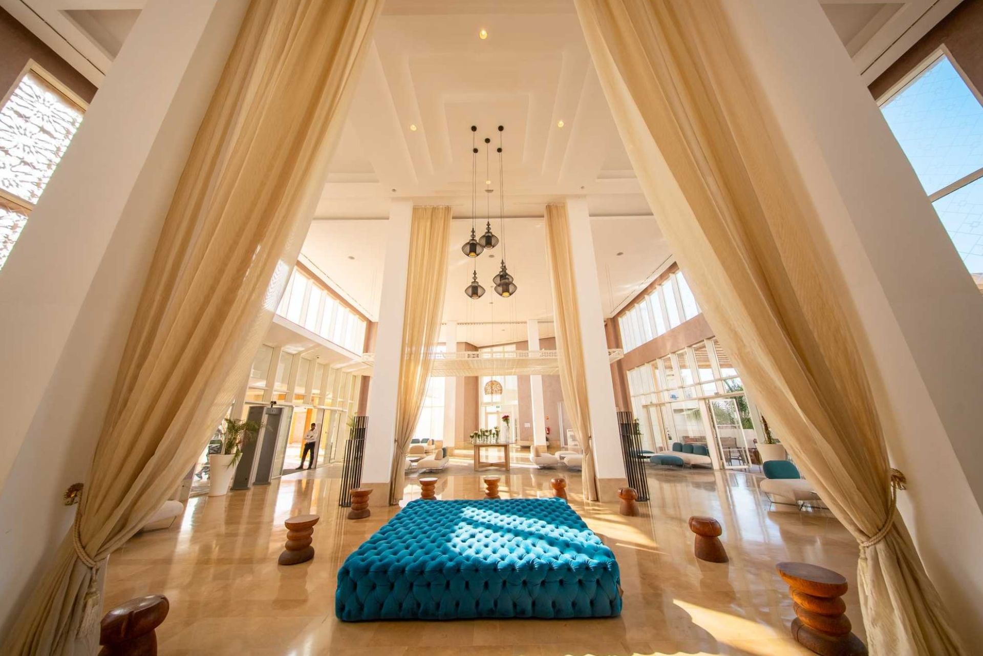 Radisson Blu Resort Saidia Beach 5* - luxusné priestory hotelového lobby