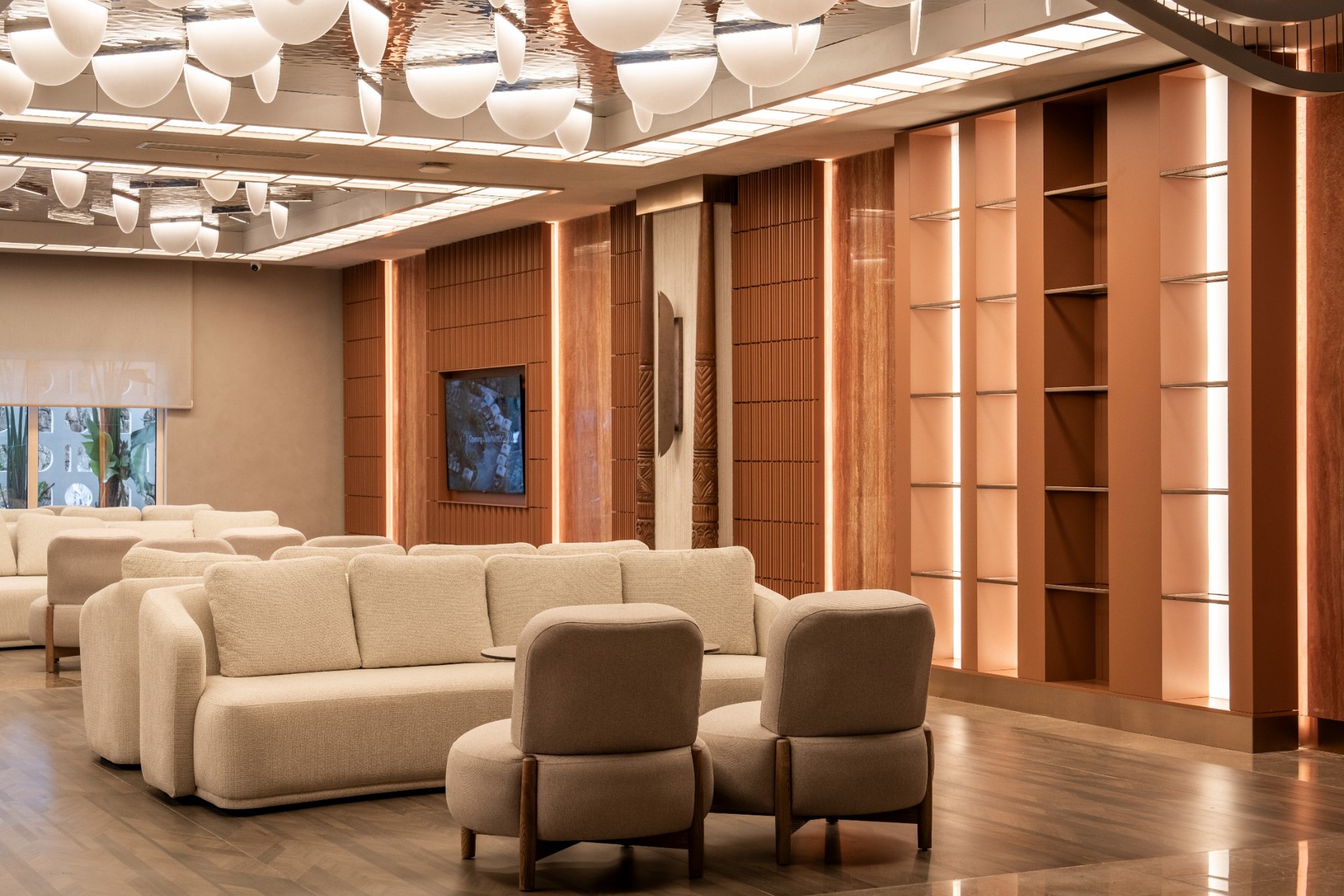 Adalya Bliss (ex. Adalya Resort) 5* - moderne zariadené hotelové lobby