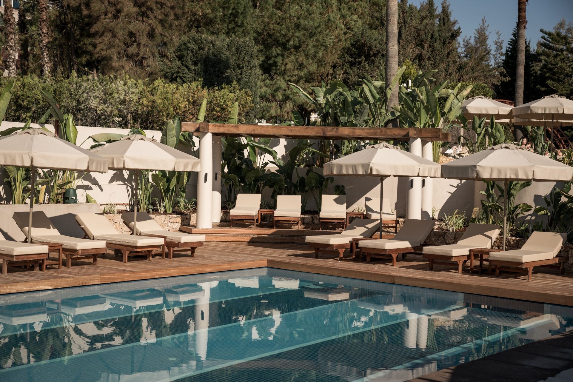 Adalya Bliss (ex. Adalya Resort) 5* - relaxačný bazén s oddychovou zónou