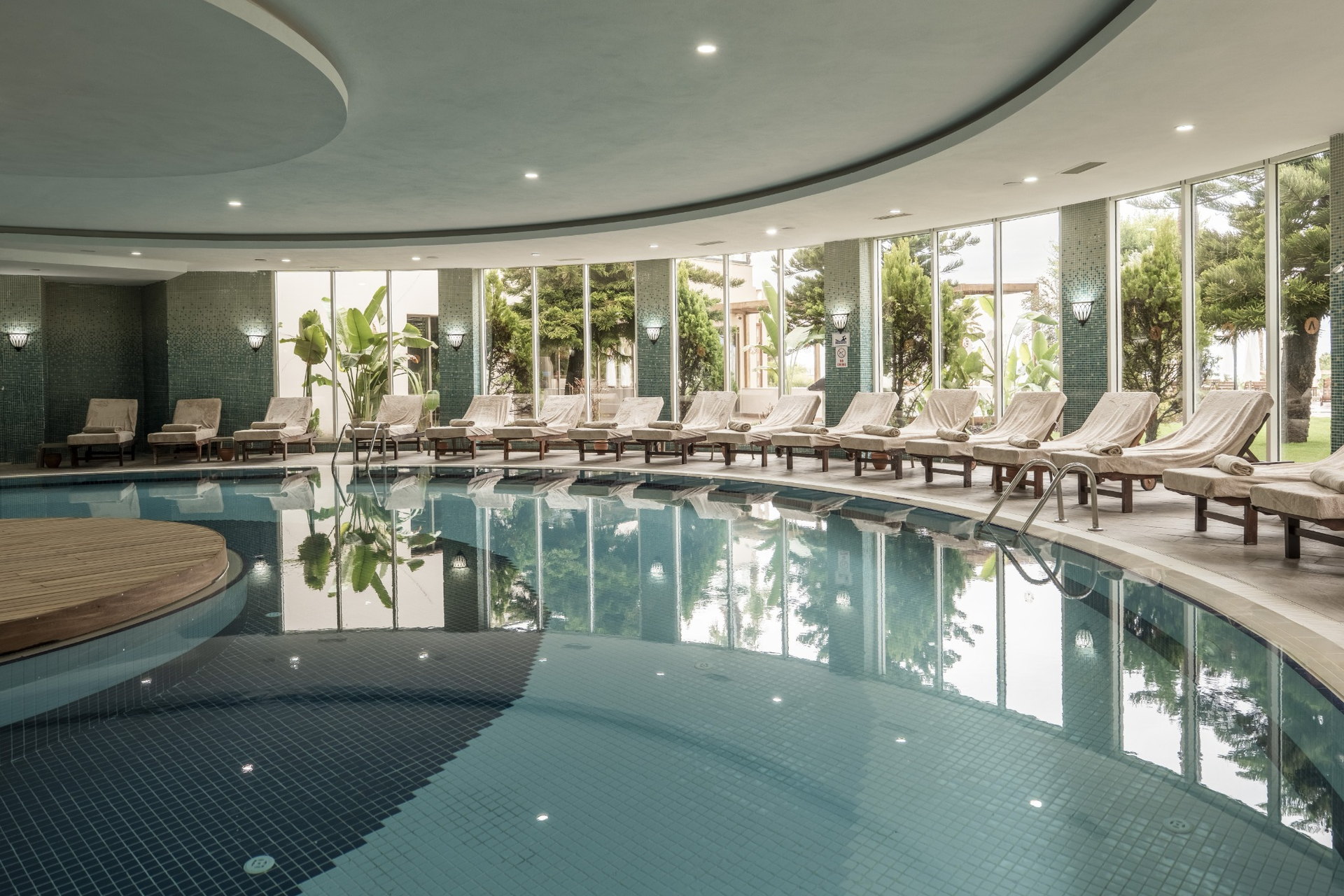 Adalya Bliss (ex. Adalya Resort) 5* - vnútorný hotelový bazén