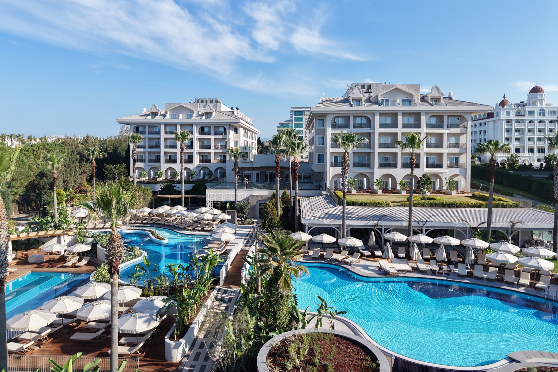 Adalya Bliss (ex. Adalya Resort) 5* - hotelový areál s bazénmi