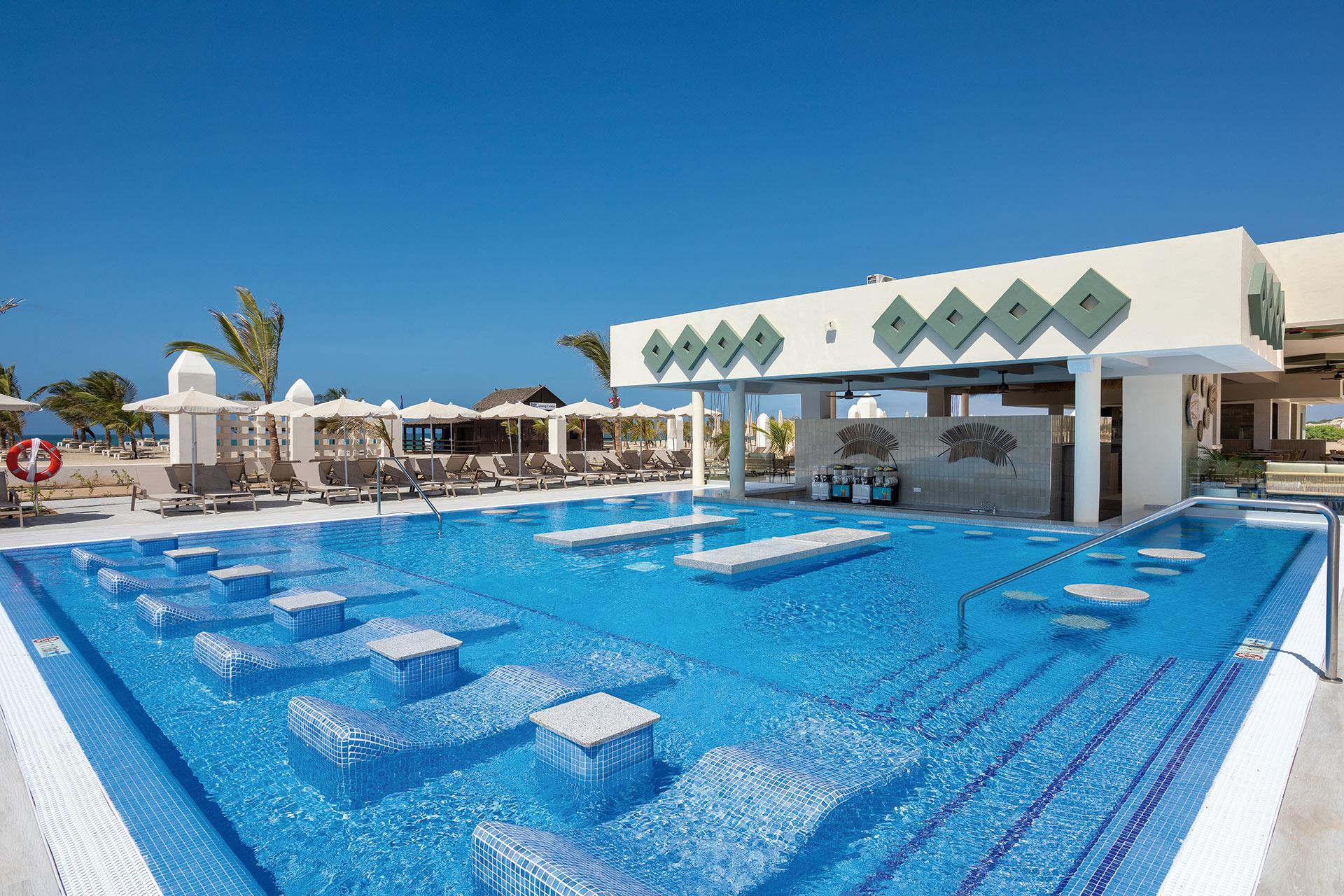 Riu Karamboa 5* - bazén