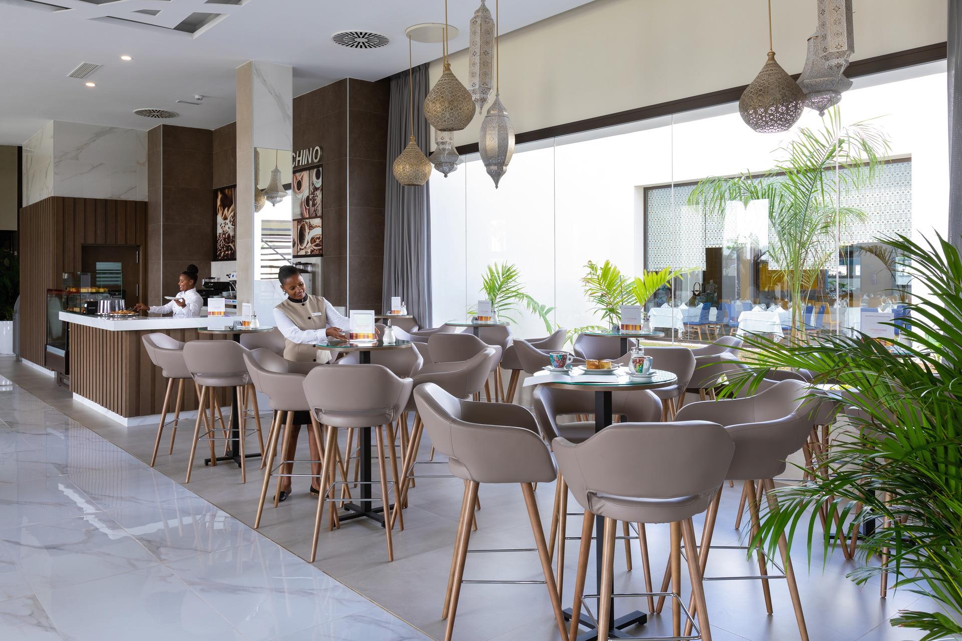 Riu Palace Boavista 5* - Capuchino bar