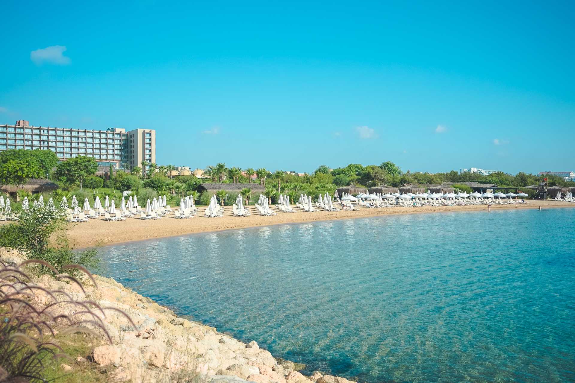 Concorde Luxury Resort & Casino 5* - piesková pláž