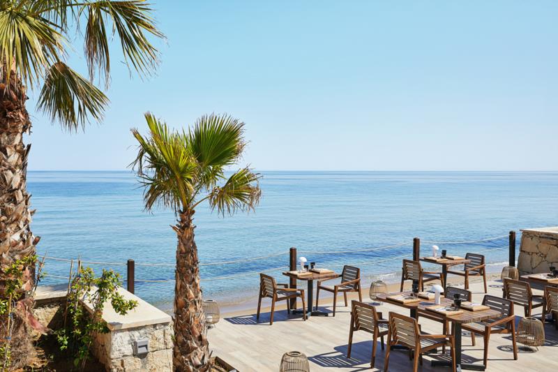 Grecotel LUXME White (ex. White Palace) 5* - reštaurácia pri pláži
