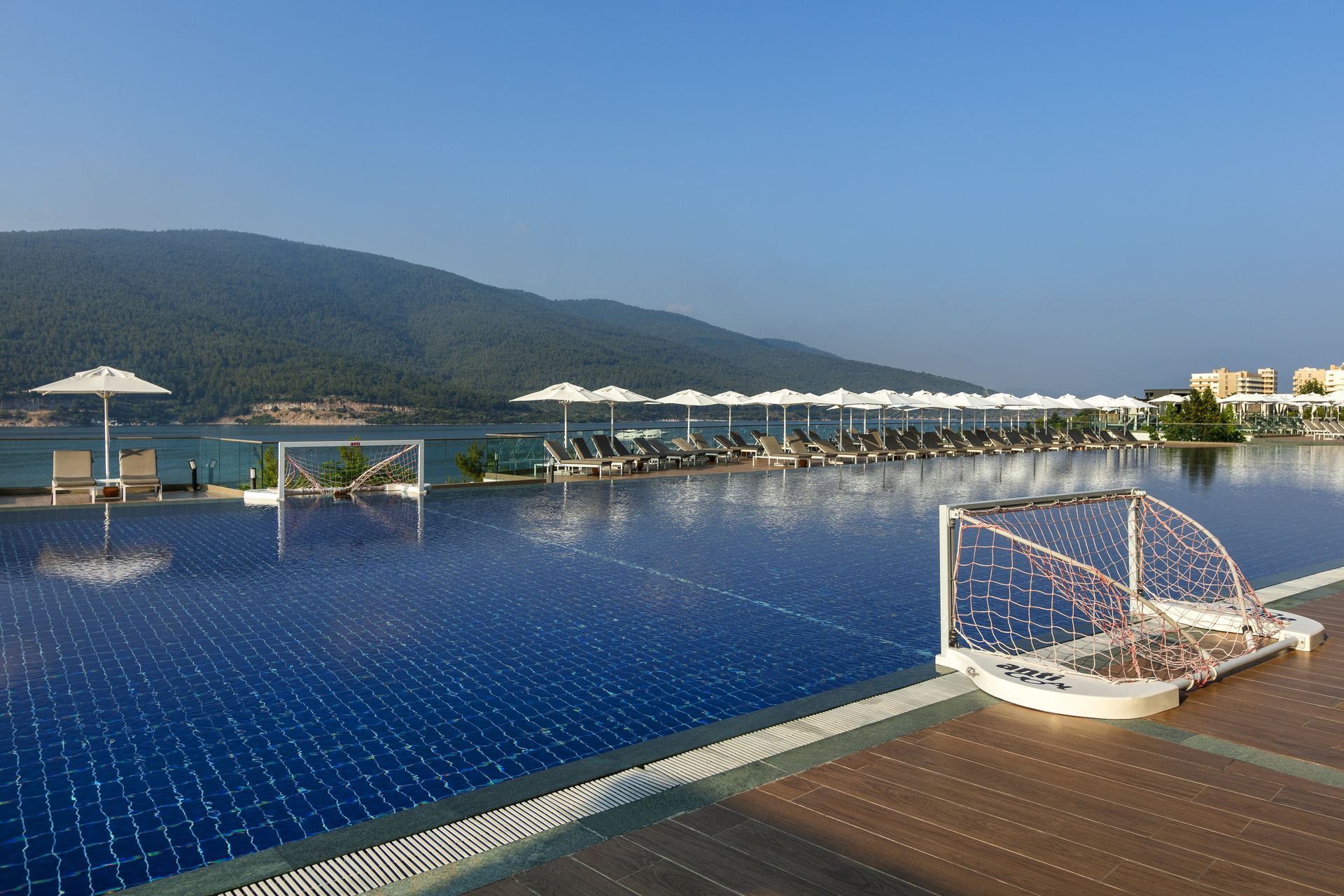 Titanic Luxury Collection Bodrum 5* - bazén