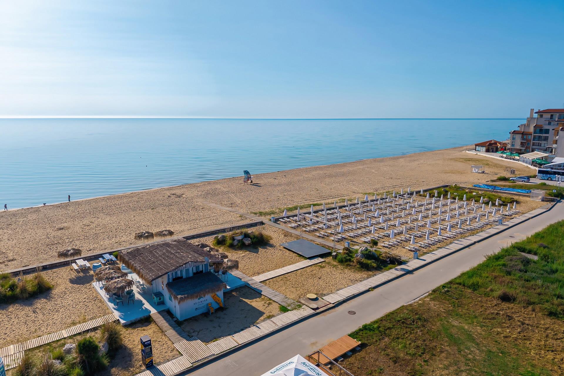 Sunrise All Suites Resort 4* - pláž