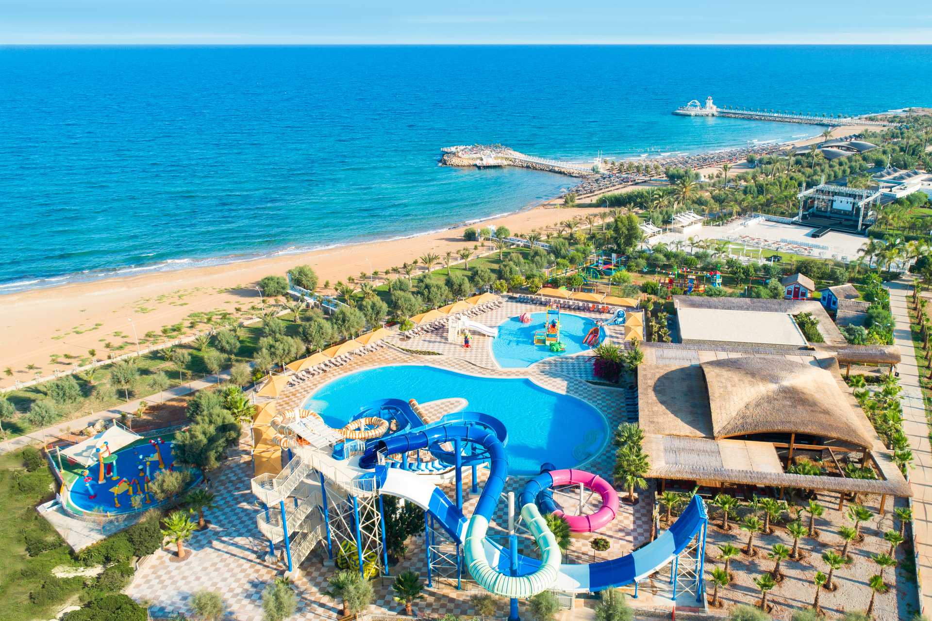 Noah's Ark Deluxe Hotel & SPA 5* - pohľad na hotelový areál