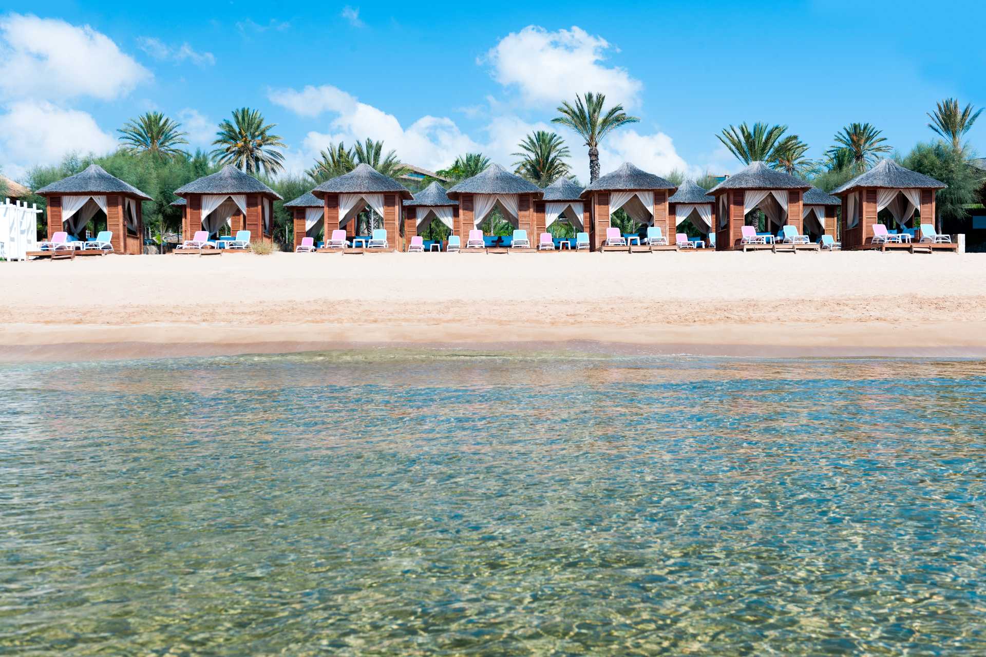 Noah's Ark Deluxe Hotel & SPA 5* - piesková pláž