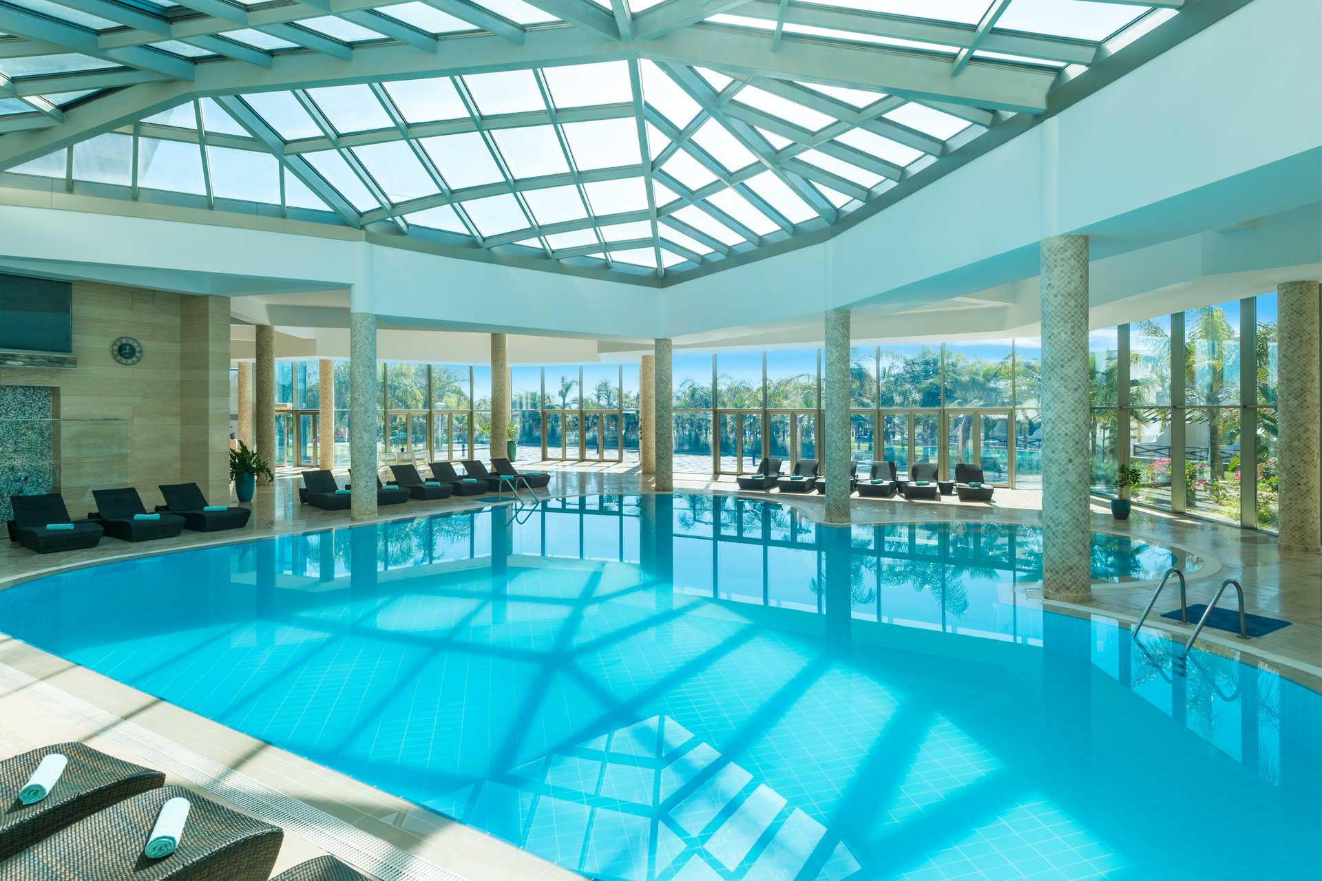 Noah's Ark Deluxe Hotel & SPA 5* - vnútorný bazén