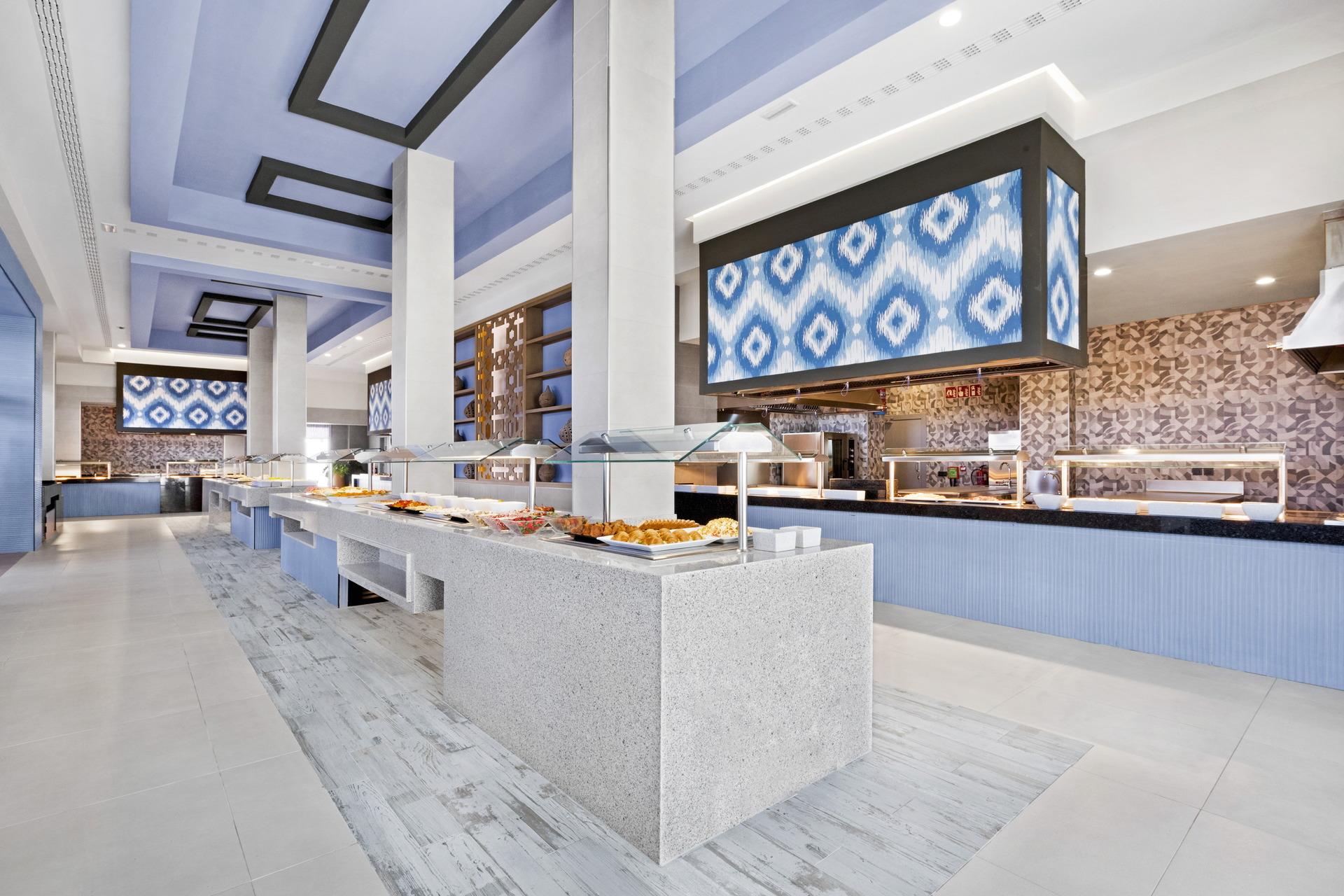 Riu Palace Santa Maria 5* - reštaurácia pri bazéne