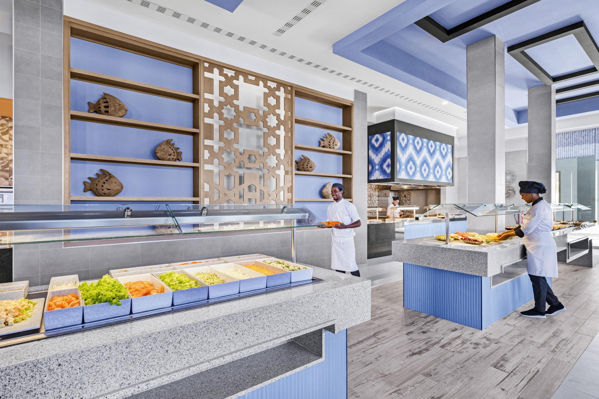 Riu Palace Santa Maria 5* - reštaurácia pri bazéne