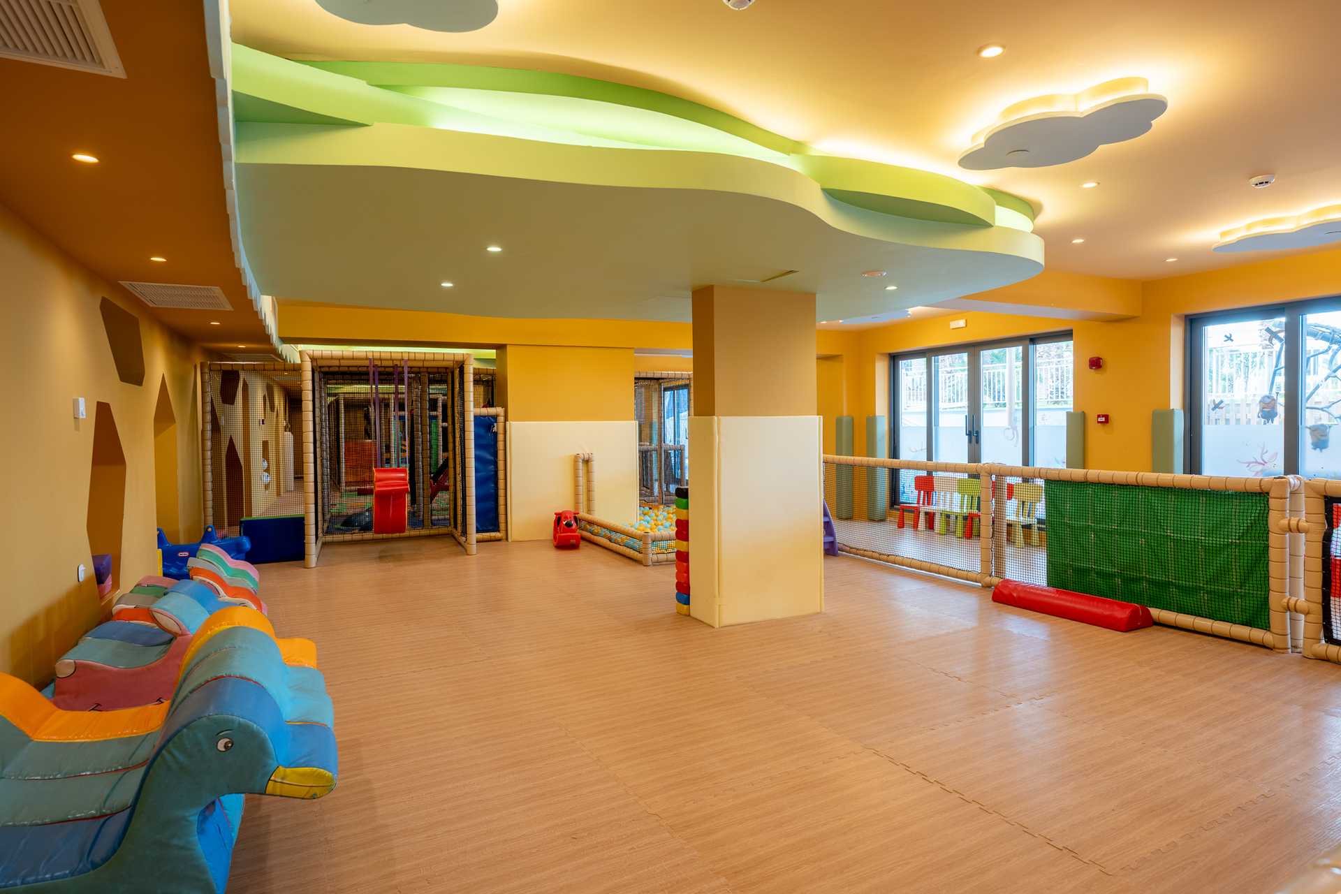 Lyttos Beach 5* - priestory miniklubu