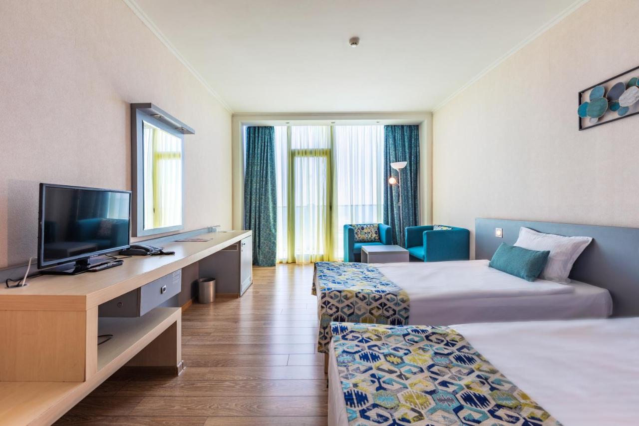 Sol Marina Palace 4* - izba