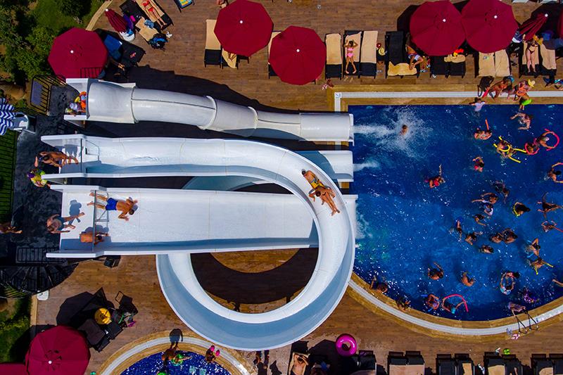NoxInn Deluxe Hotel 5* - bazén so šmýkačkami