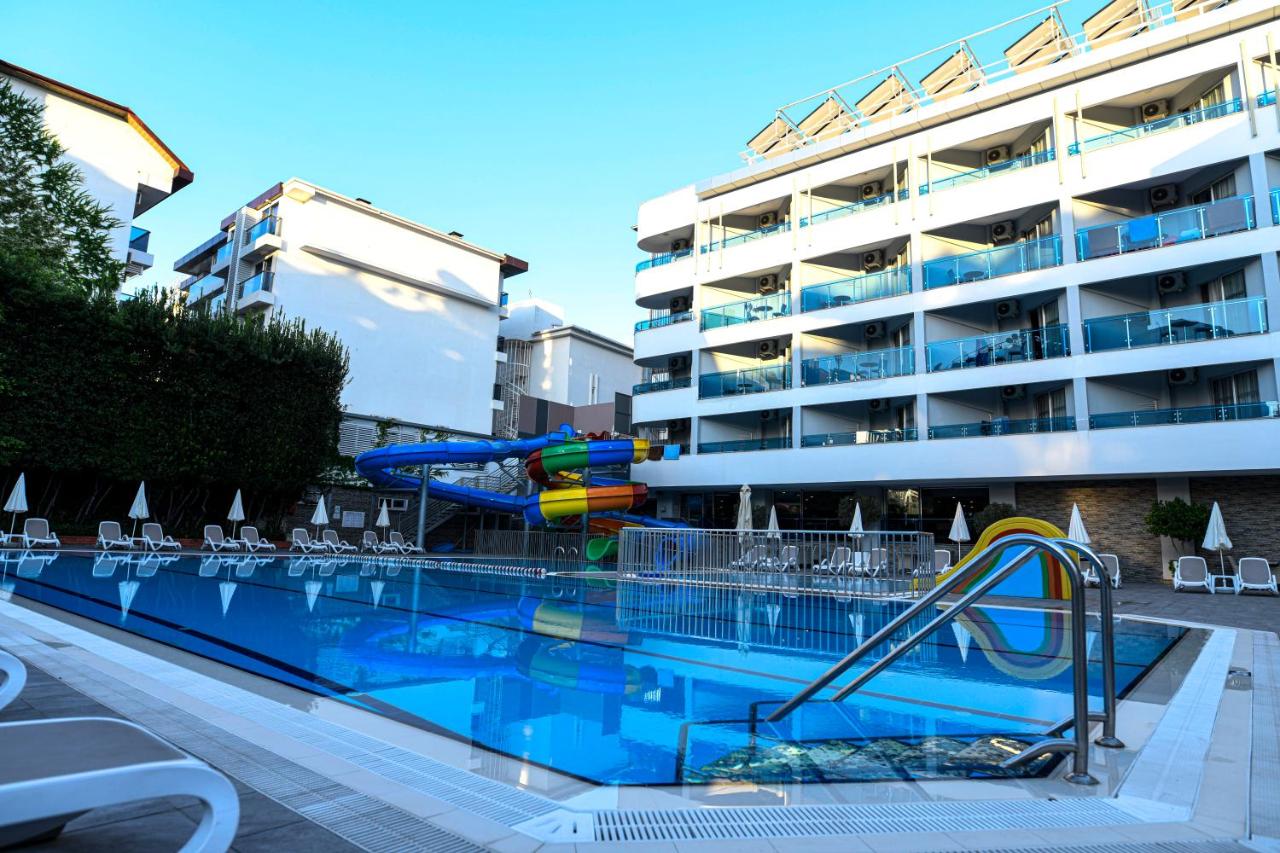 Avena Resort & Spa Hotel 4*