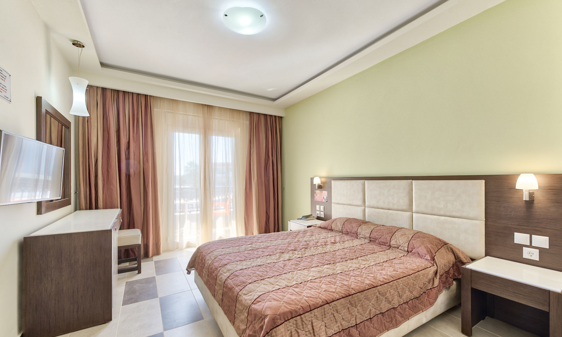 Majestic Spa 4*