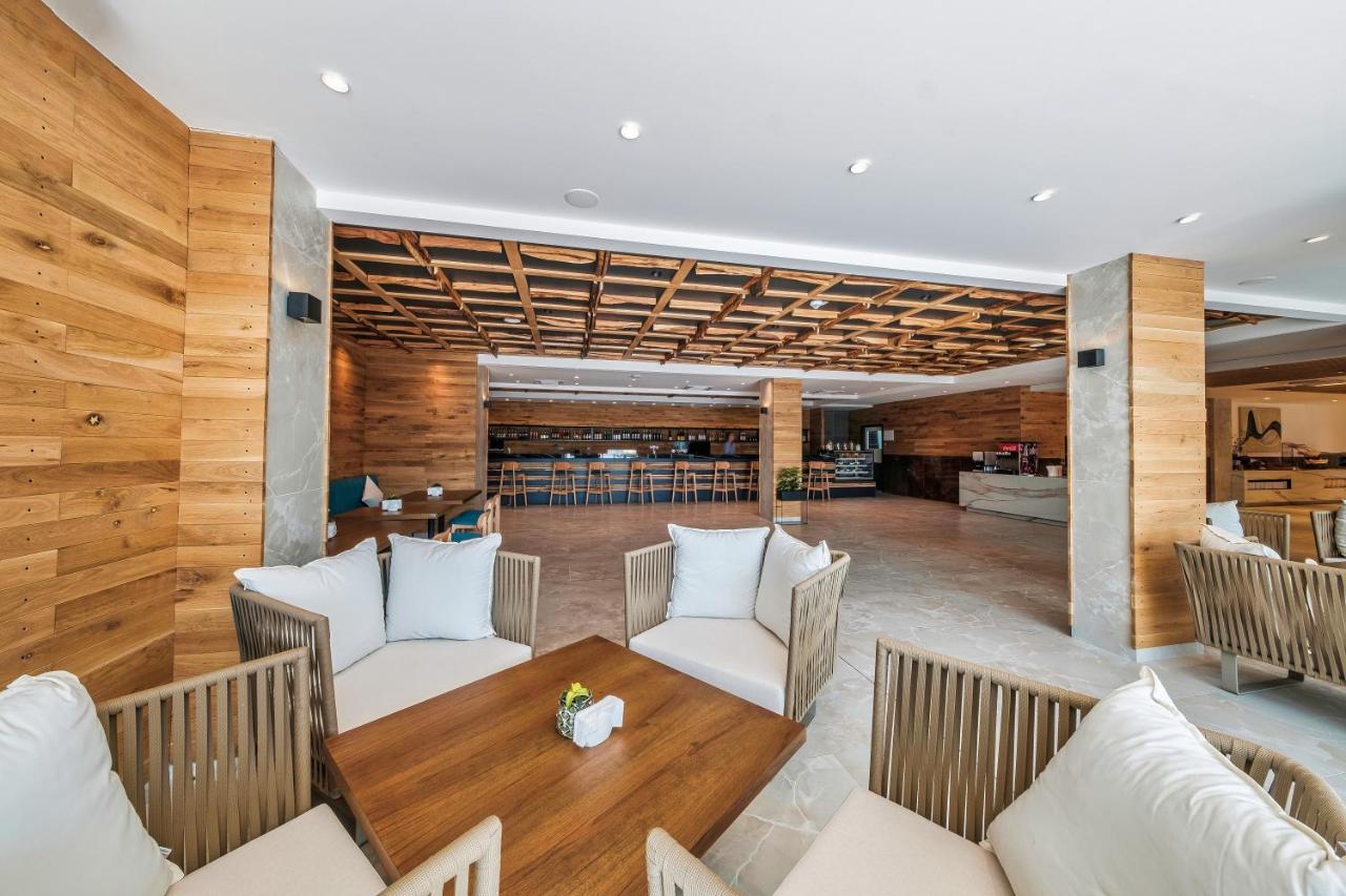 Voya Beach Resort 5* - bar
