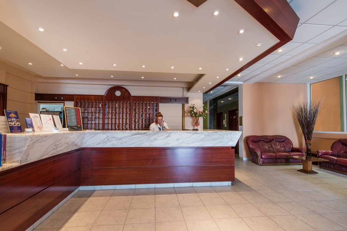 Astir Beach Hotel 3* - recepcia