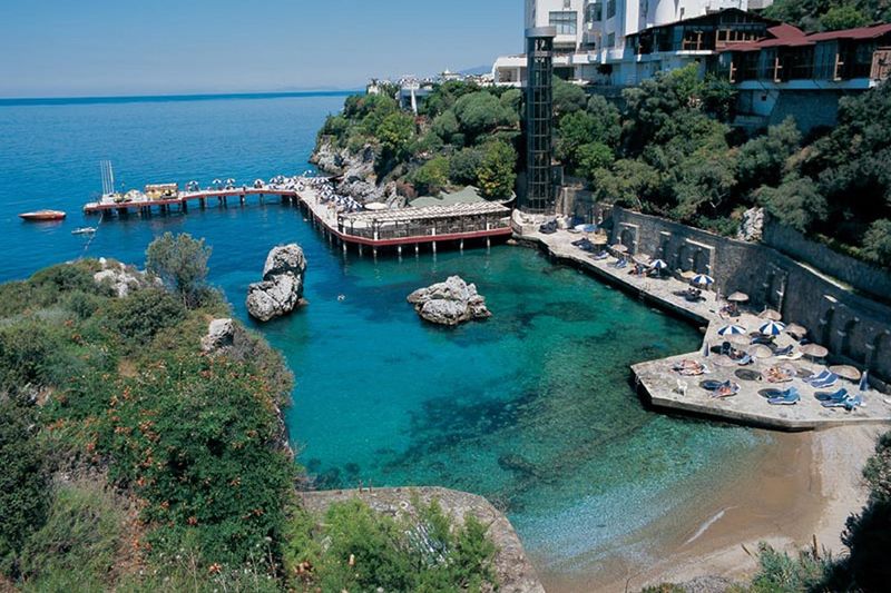Korumar Hotel Deluxe 5* - pláž