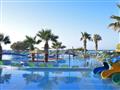 Eri Beach & Village Hotel 4* - bazén s tobogánmi