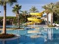 Alva Donna Beach Resort Comfort 5* - bazén so šmýkačkami