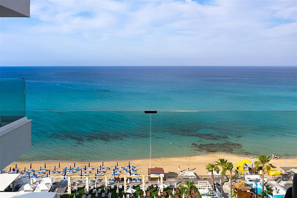 Flamingo Paradise Beach Hotel 4* - pláž