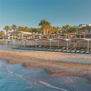 Cornelia De Luxe Resort 5* - pláž