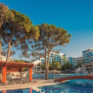 Cornelia De Luxe Resort 5* - bazén